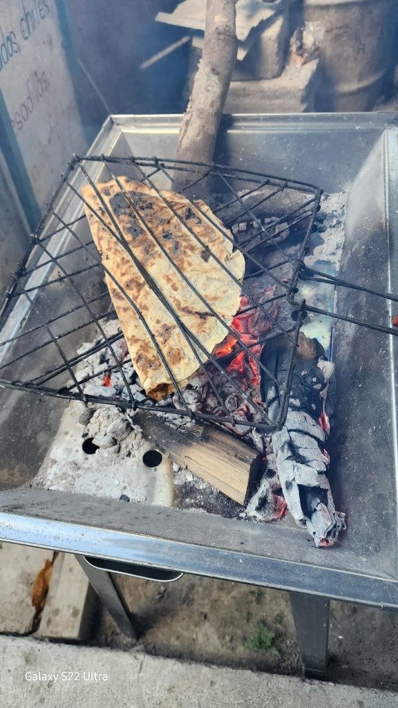 Tlayuda istmeña disponible los sábados – Comedor Doña Martha